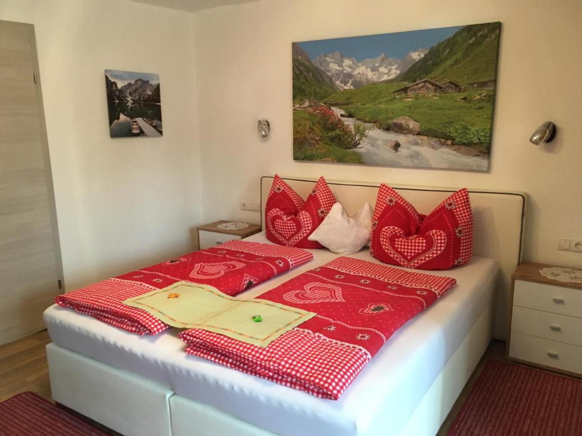 Gaestehaus Schmid Sankt Johann im Saggautal Екстер'єр фото