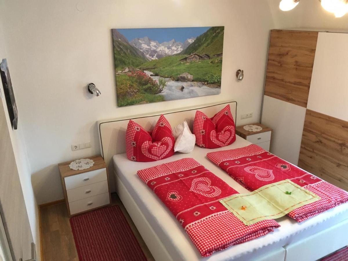 Gaestehaus Schmid Sankt Johann im Saggautal Екстер'єр фото