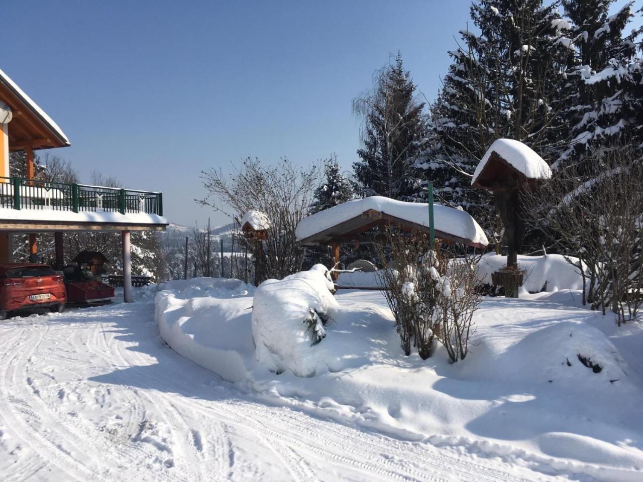 Gaestehaus Schmid Sankt Johann im Saggautal Екстер'єр фото