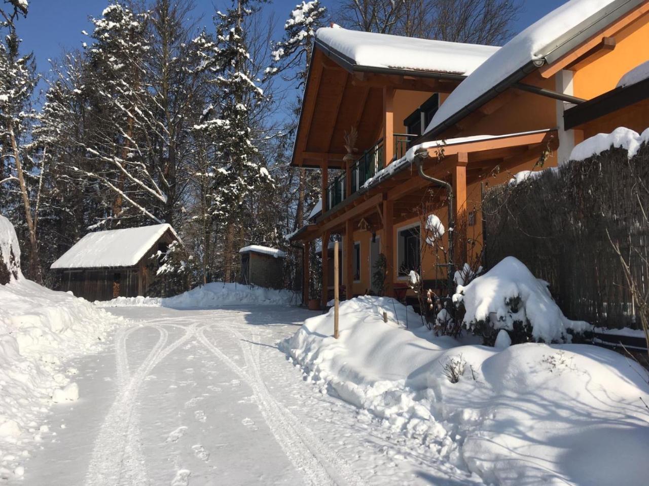 Gaestehaus Schmid Sankt Johann im Saggautal Екстер'єр фото
